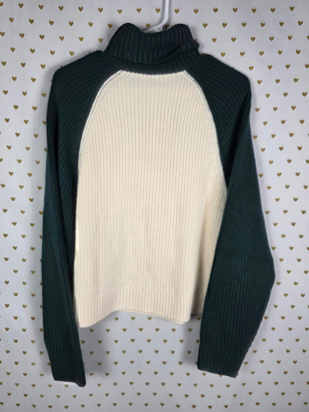 Victorias Secret Pink NEW NWT Green Cream Soft Turtleneck Sweater MEDIUM