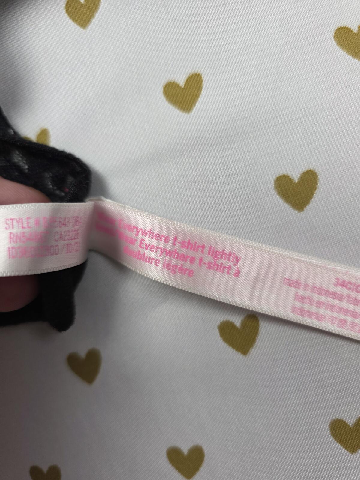 Victorias Secret PINK Black Cheetah Print 34c Wear Everywhere T shirt Bra