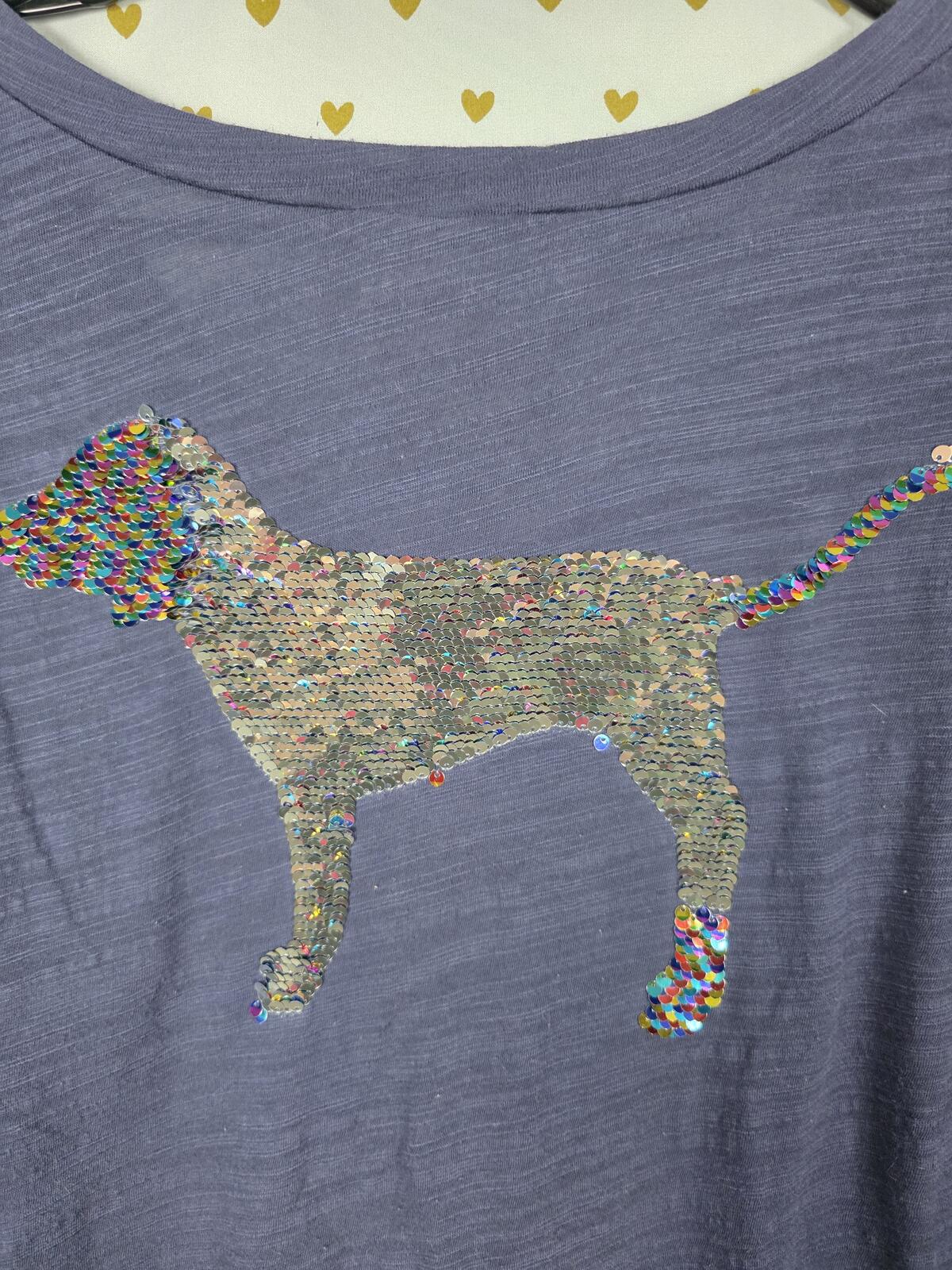 Victorias Secret PINK BLING Rainbow Flip Sequin V Neck tee shirt XS