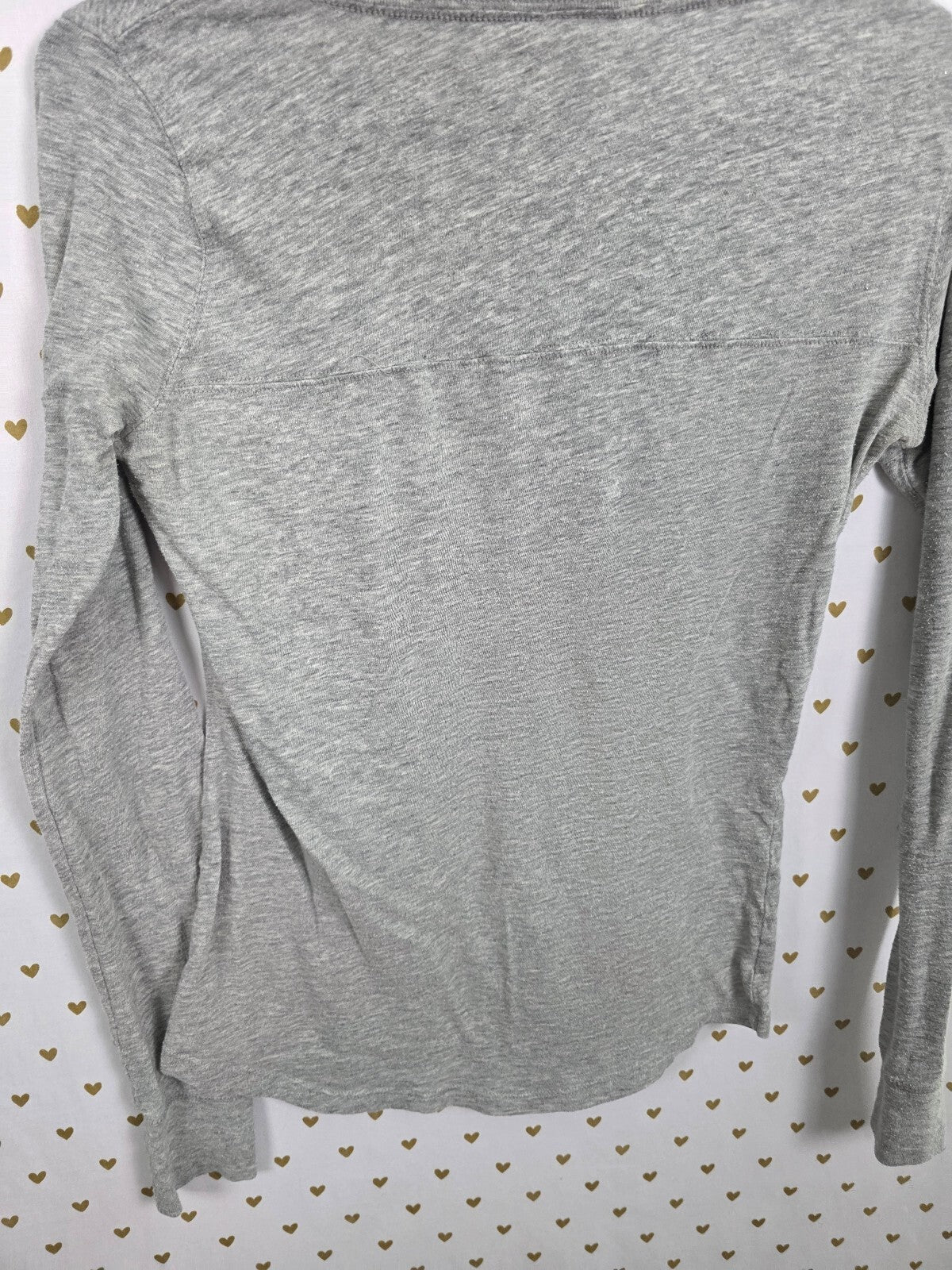 Victorias Secret PINK Vintage rainbow 86 Logo Long Sleeve V neck tee shirt SMALL