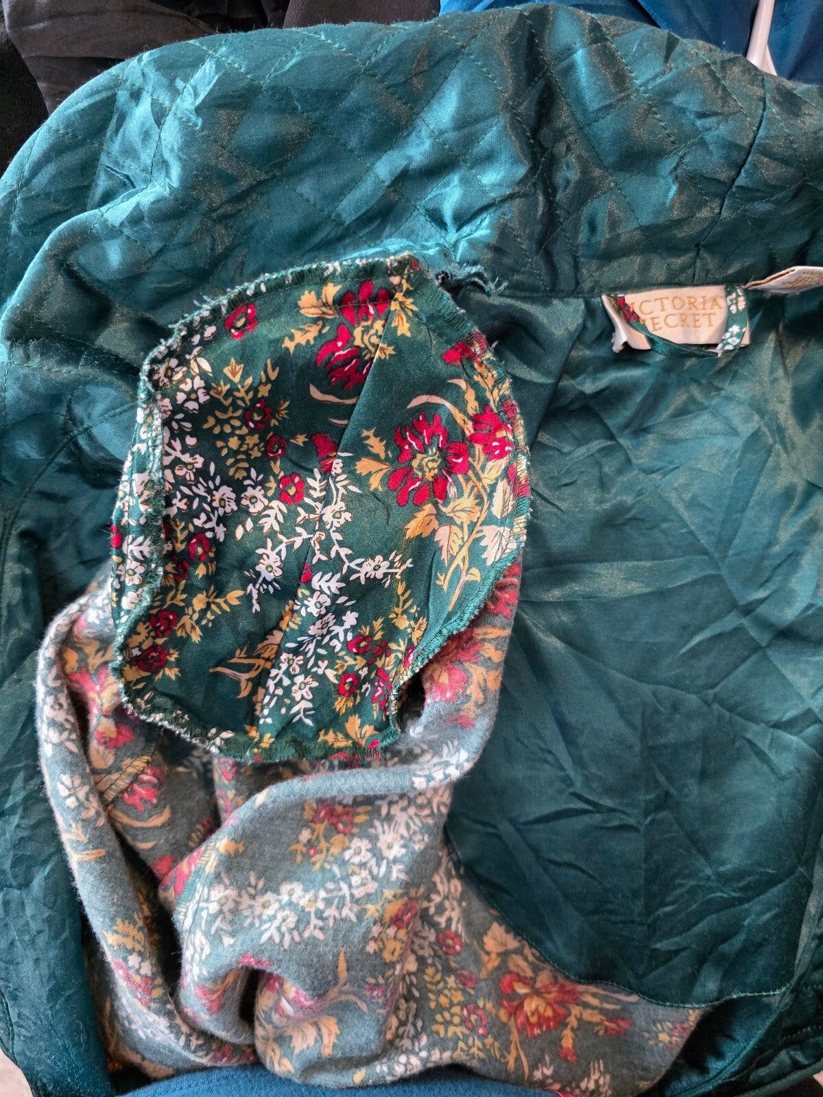 Vintage Victoria's Secret Gold Label Floral Robe P/S Green Quilted Long 80s