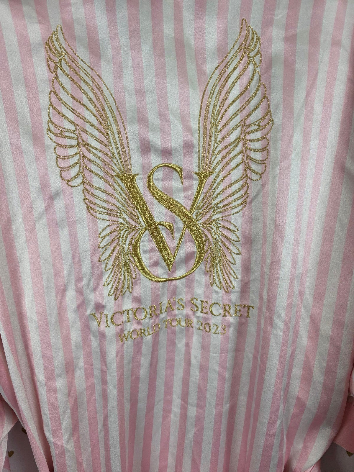 Victoria's Secret World Tour 2023 Satin Robe M/L Pink Stripe Gold Wings