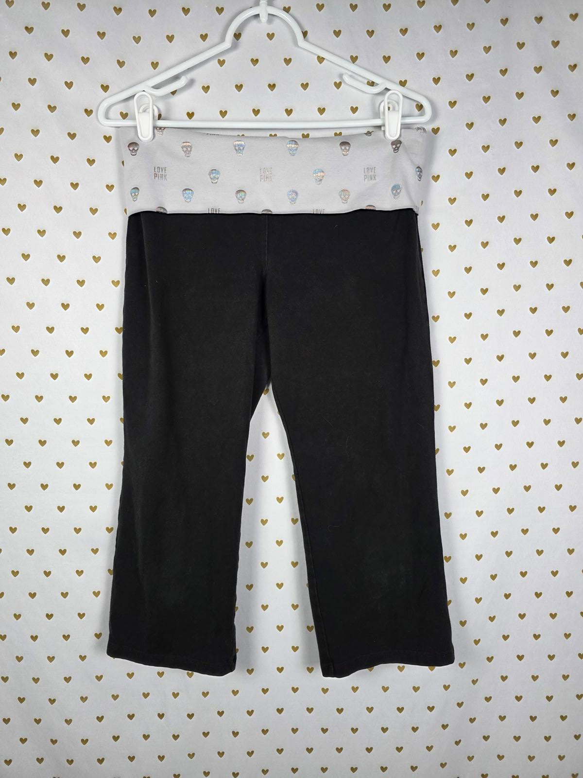 Victorias Secret PINK RARE SKULL Yoga Pants 2013 Capri FOLDOVER Medium