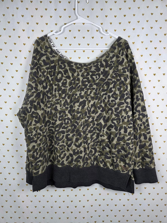 Victorias Secret Pink Camo CHeetah Leopard Slouchy Sweater Shirt LARGE