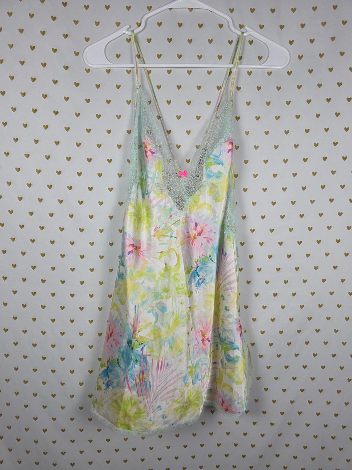 Victorias Secret Sexy Floral Slip Dress Nightie Silky Lace Lingerie MEDIUM