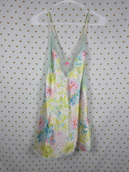 Victorias Secret Sexy Floral Slip Dress Nightie Silky Lace Lingerie MEDIUM