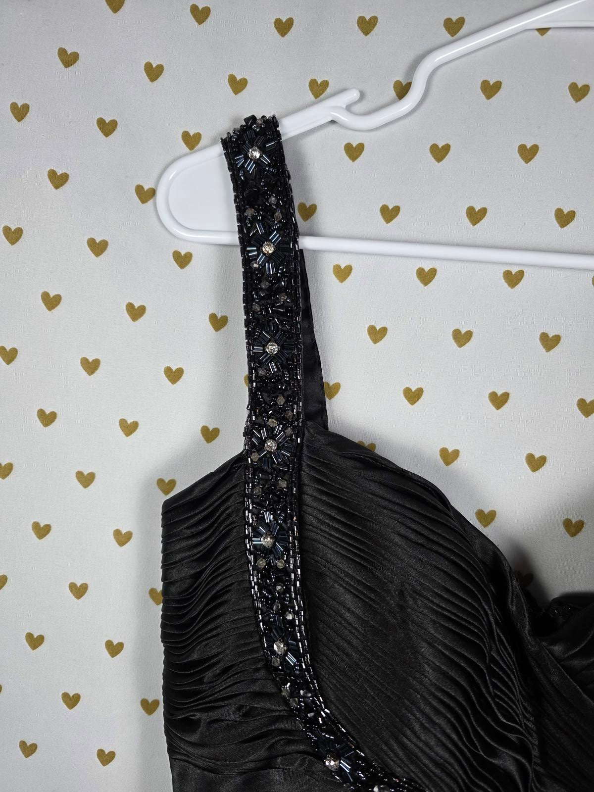 Cartise Black Beaded Satin Embellished Evening Gown Dress Flowy Formal Gown Sz 6