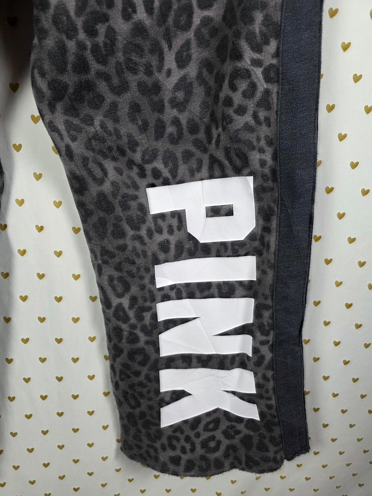 Victorias Secret PINK Flare Sweatpants LEOPARD CHEETAH grey Logo Sweats LARGE