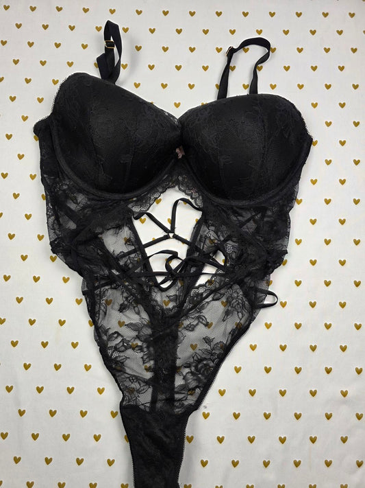 Victorias Secret Black Sheer Strappy Caged Teddy Bodysuit Thong 2XL XXL Snap