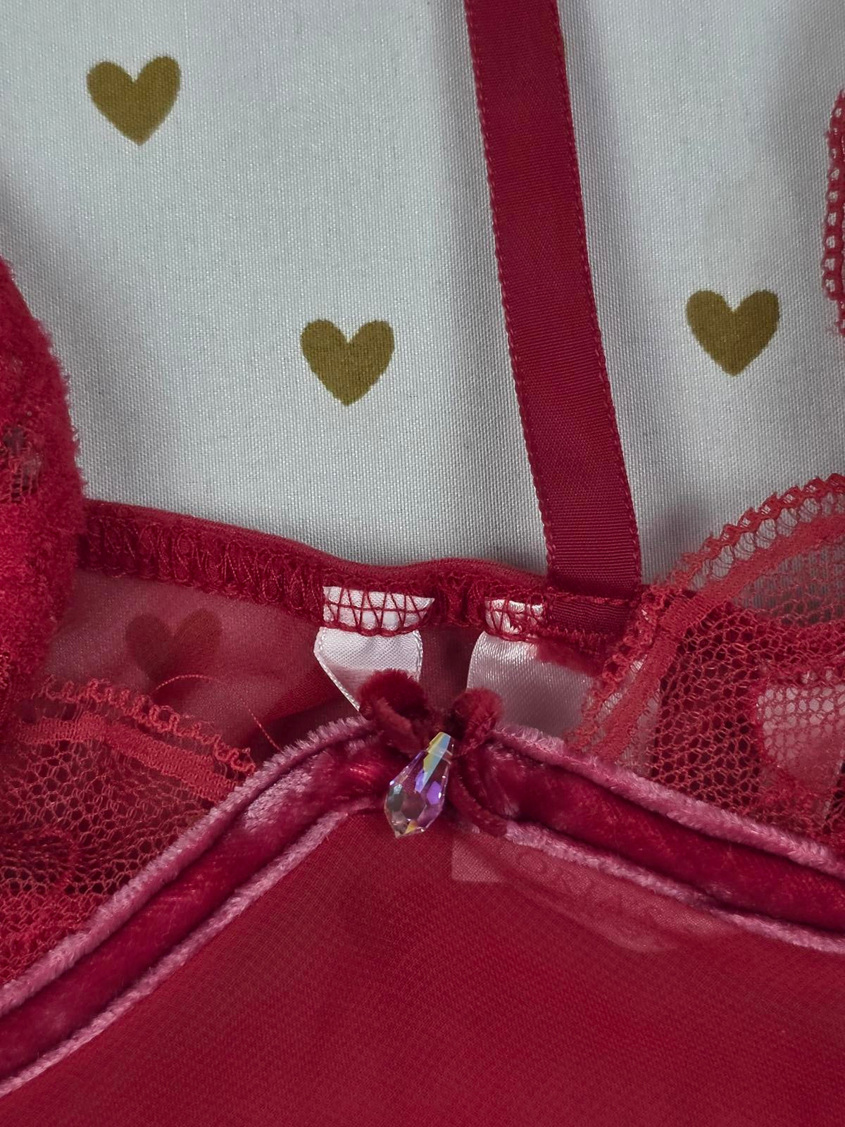 Victorias Secret Red VINTAGE SILK Babydoll Lingerie Nightie SET Thong 34B SMALL