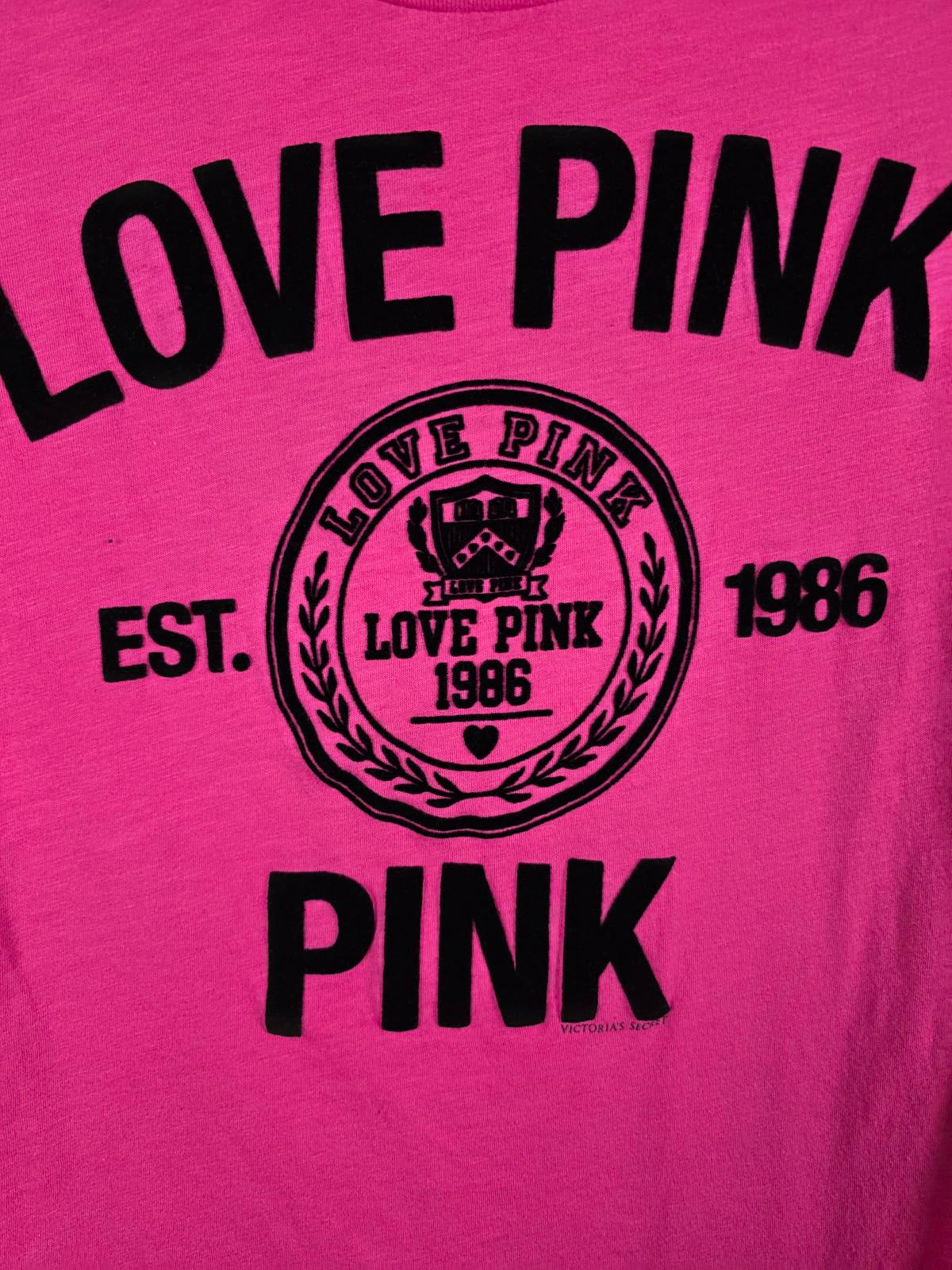 Victorias Secret PINK Velvet Lettering VINTAGE Y2K LOVE Tee Shirt SMALL