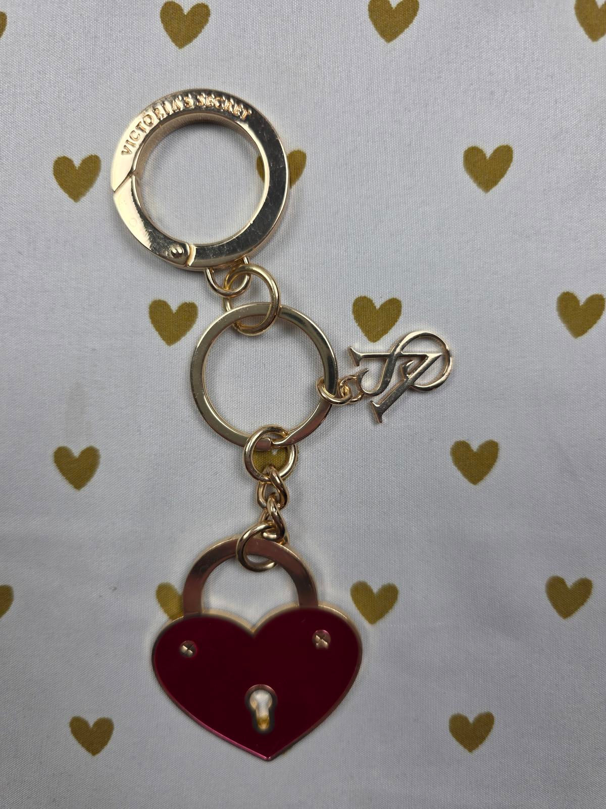 Victorias Secret Key to your Heart Gold Tone enamel Keychain Purse Charm