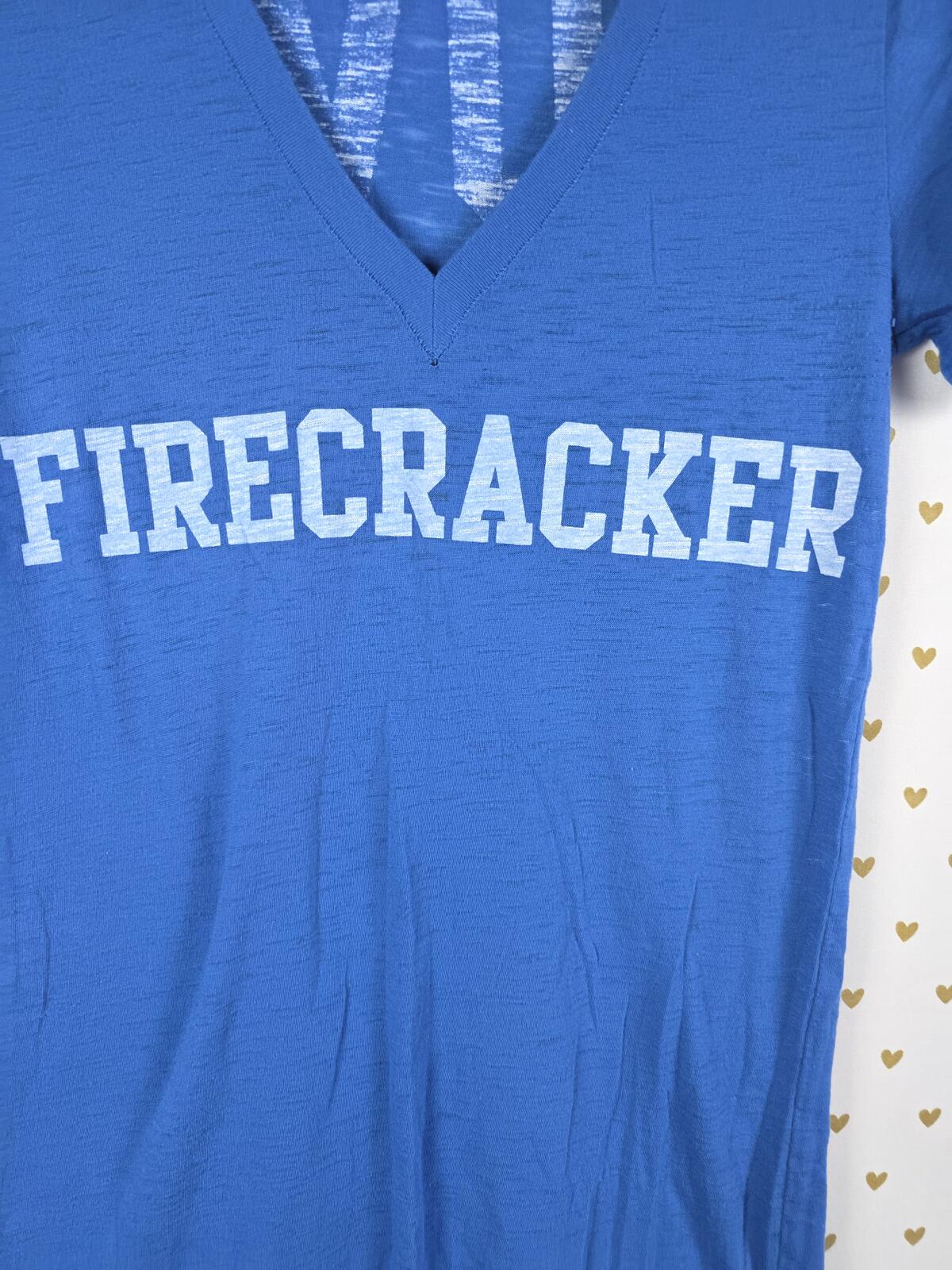 Victorias Secret PINK VINTAGE LOVE FIRECRACKER  V neck Tee shirt BLUE Y2K SMall