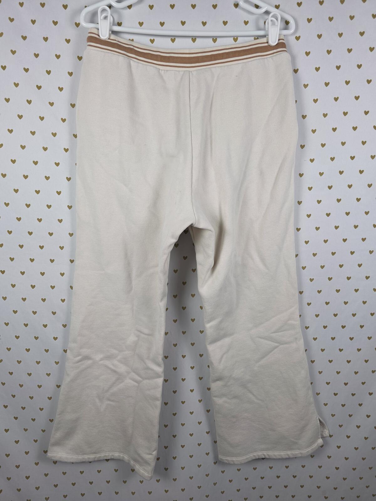 Victorias Secret PINK Cream Flared Sweatpants Sweats LARGE Logo pockets