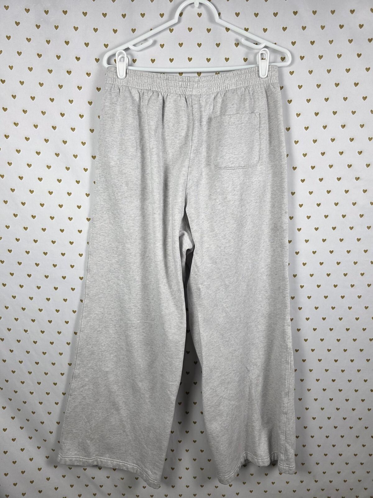 Victorias Secret PINK Flare Grey Pleated Sweats Sweatpants Large