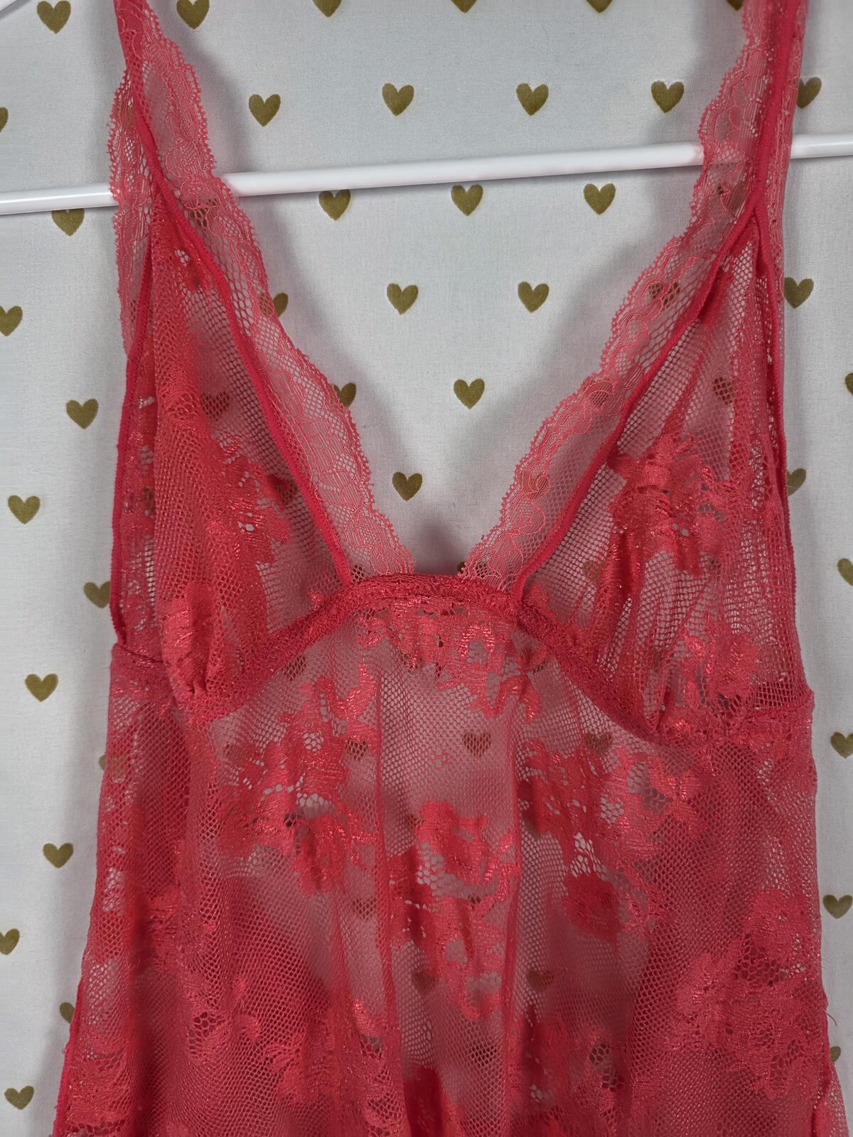Victorias Secret Sheer Lace Halter Babydoll Nightie Lingerie Red MEDIUM