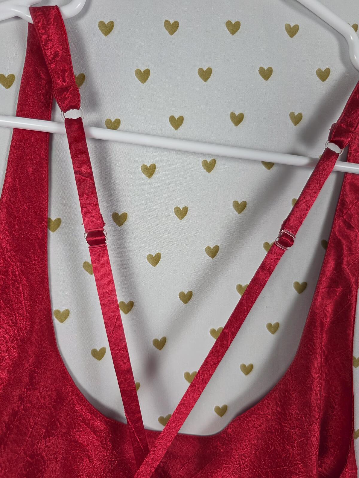 Victorias Secret Vintage Gold Label Medium Red Crushed Satin Strappy Slip Dress