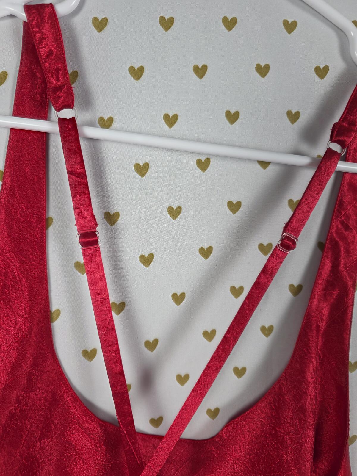 Victorias Secret Vintage Gold Label Medium Red Crushed Satin Strappy Slip Dress
