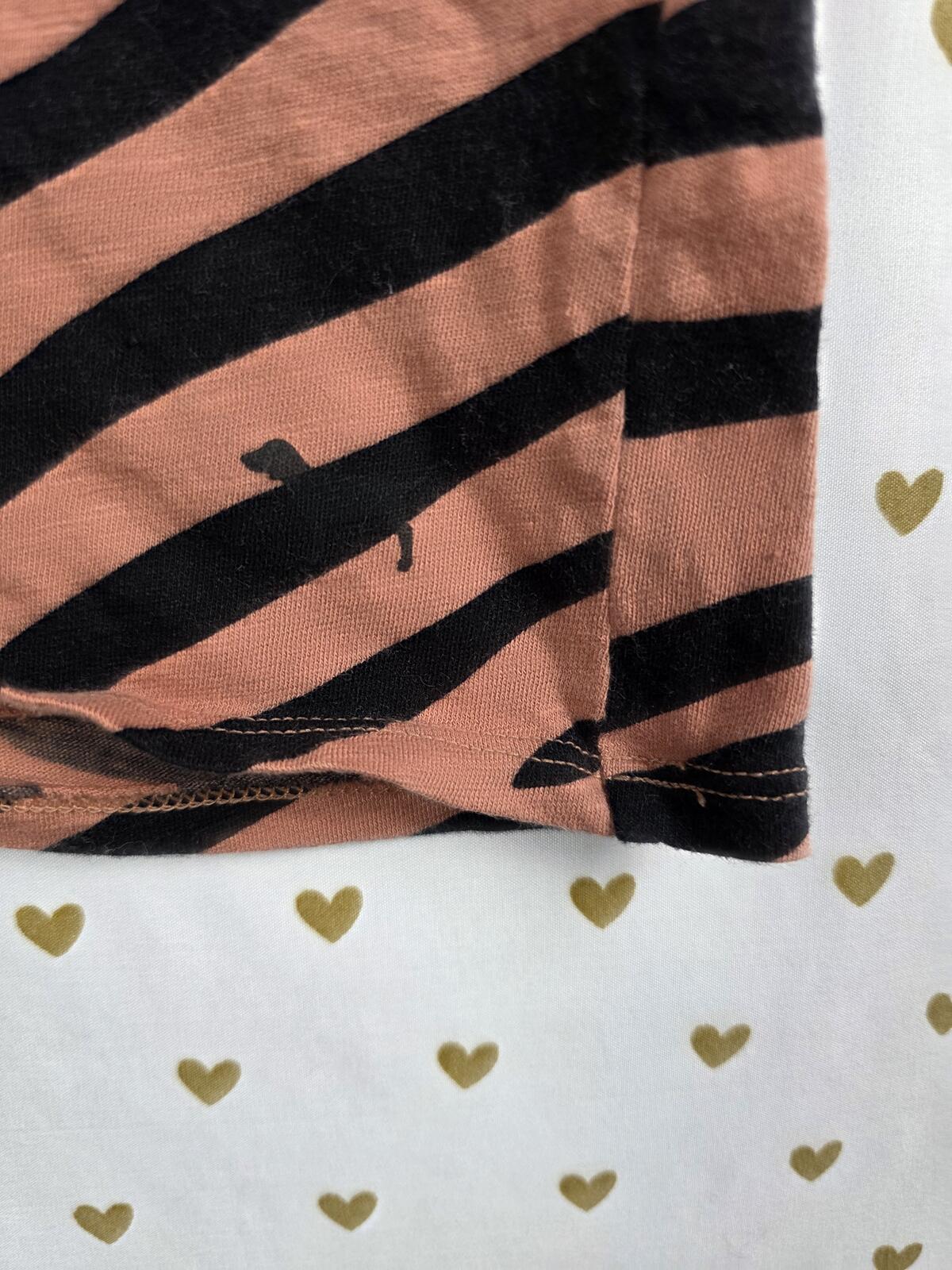 Victorias Secret PINK ZEBRA Stripe V neck tee shirt MEDIUM Animal Print