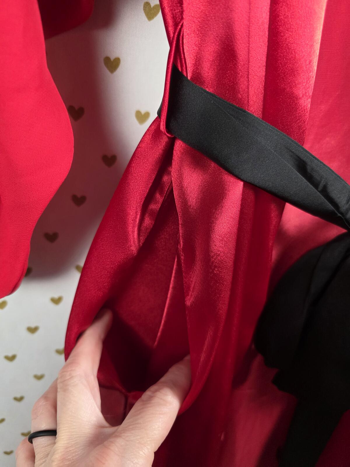 Victorias Secret Satin Silky Robe LONG RED VINTAGE GOLD LABEL pockets Red SMALL