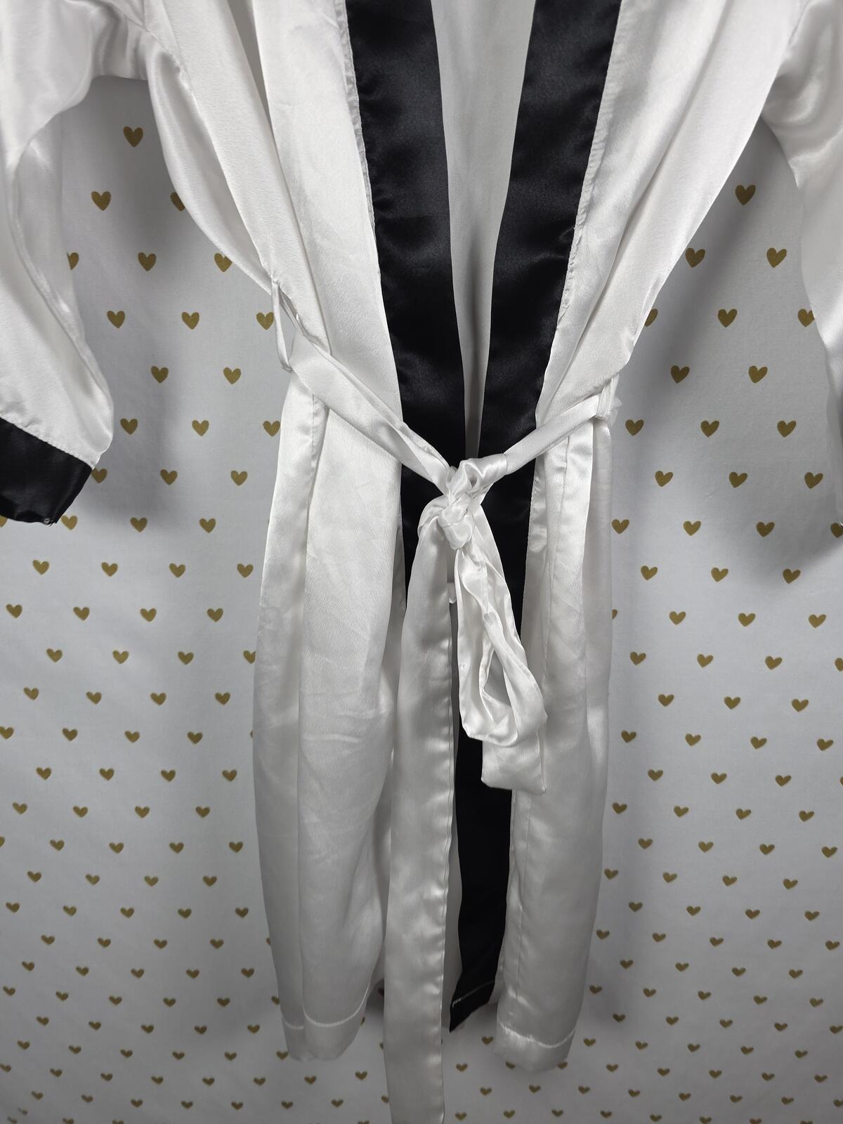 Victorias Secret Satin Silky Robe White Black VINTAGE GOLD LABEL SMALL Lounge