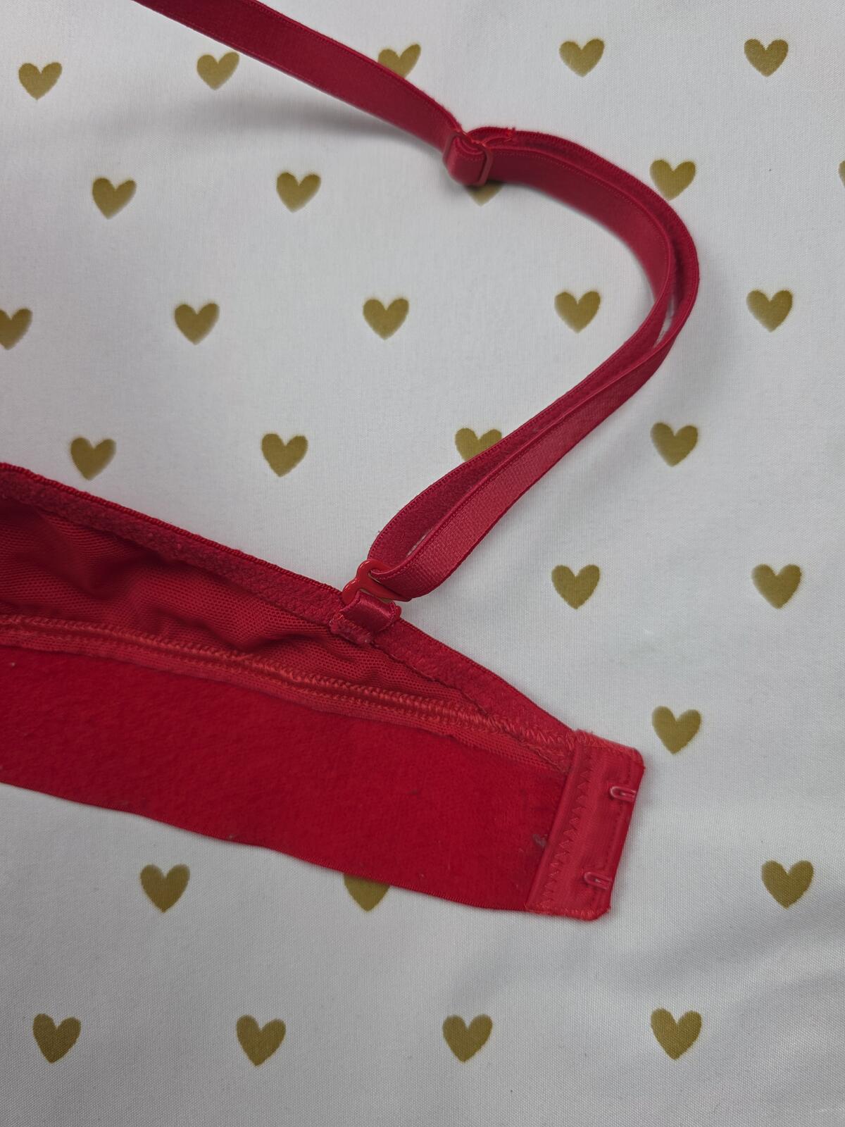 Victorias Secret red PINK SUPER PUSH UP Wear Everywhere Bra 32D