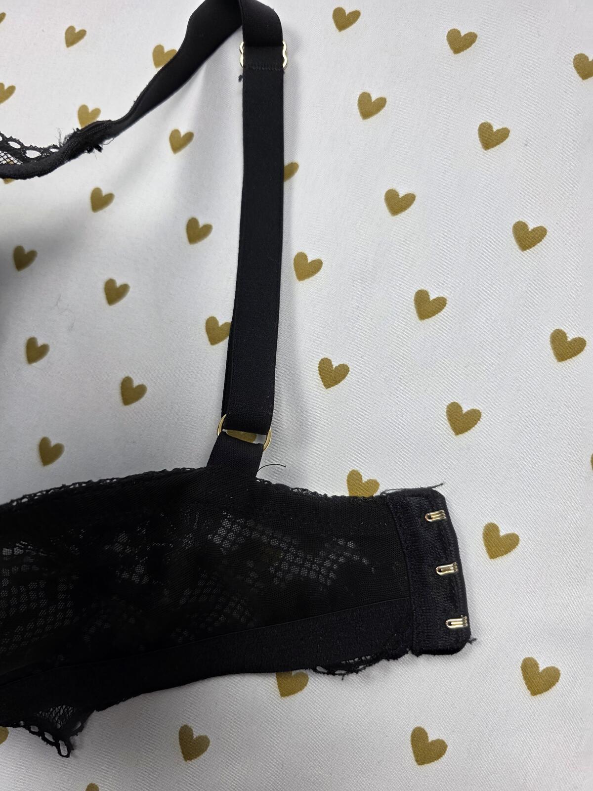 Victorias Secret Black Lace 36DD PLUNGE Bra Push Up