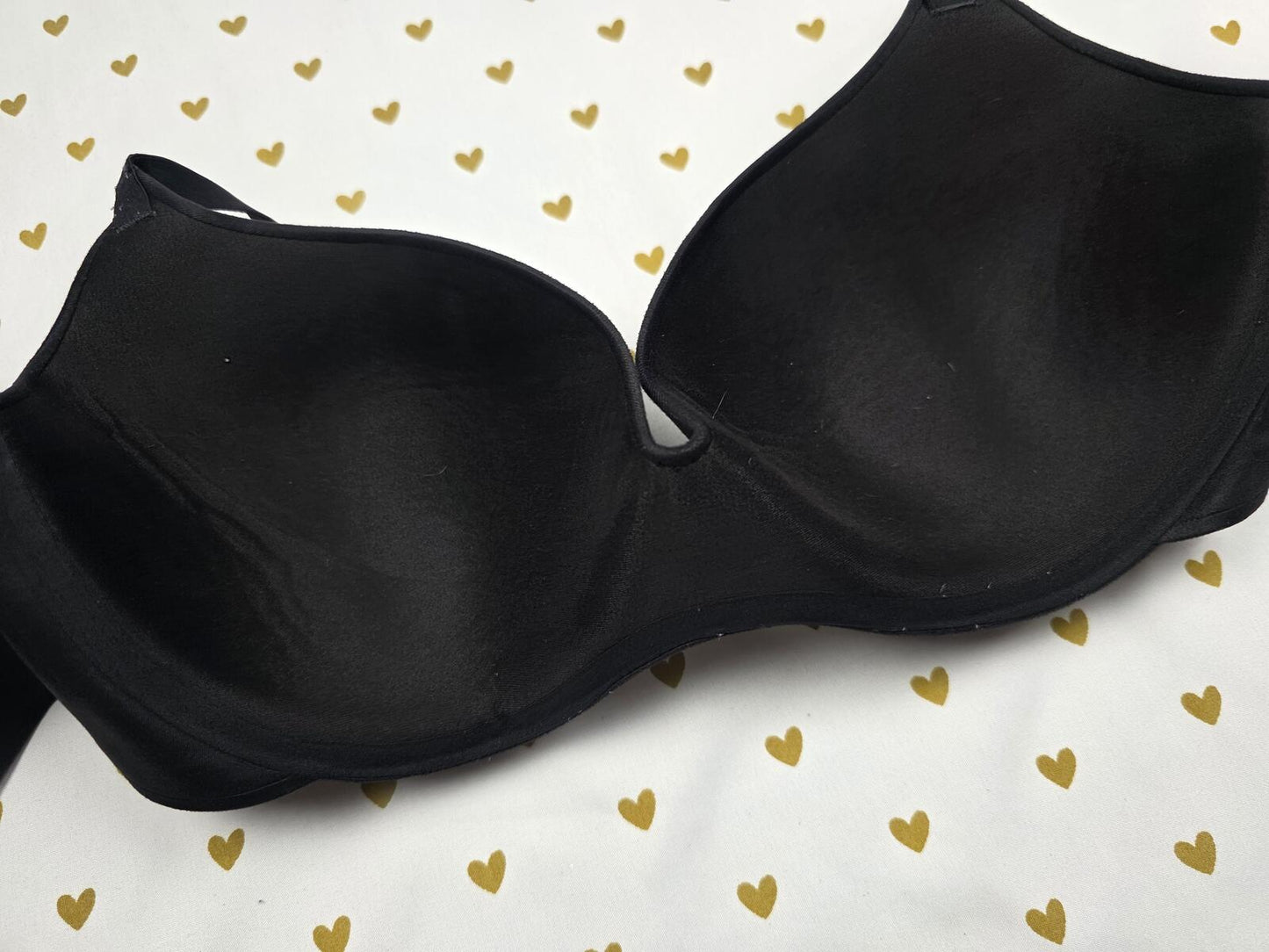 Victorias Secret Black INCREDIBLE Stretchy Bra 32DD
