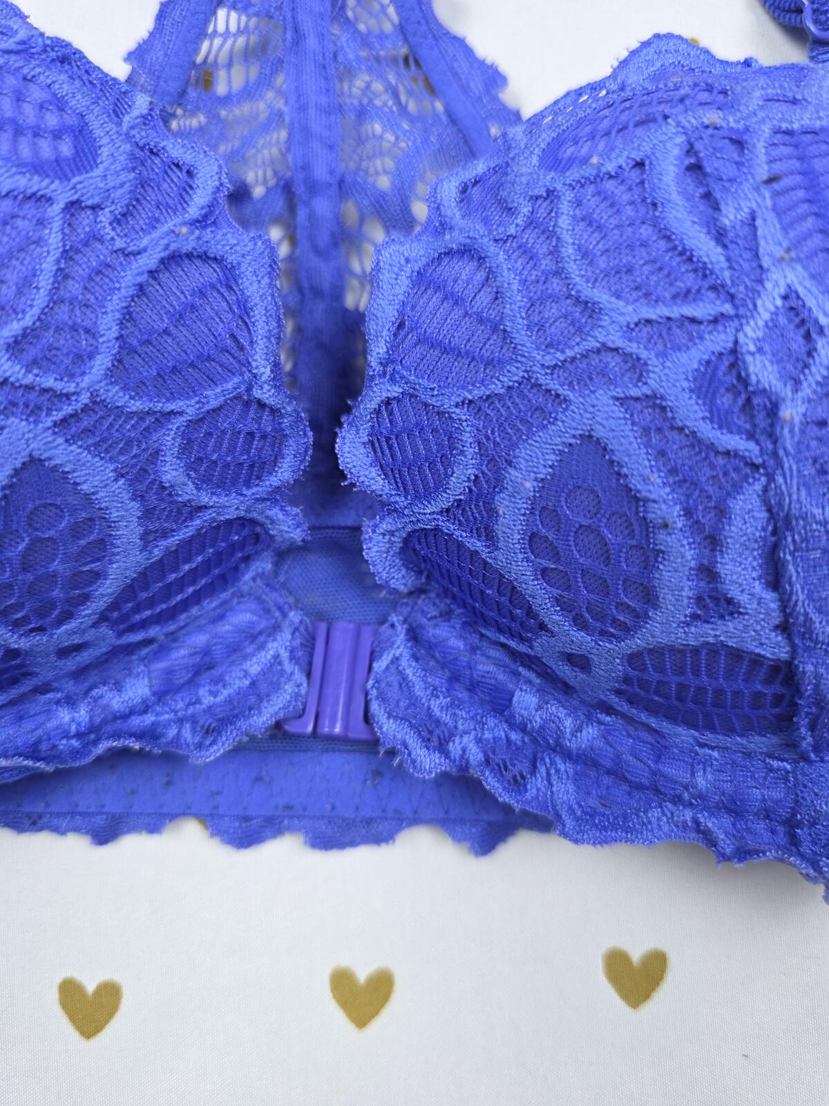Victorias Secret PINK Front Close Racerback Lace 34A Date Bra