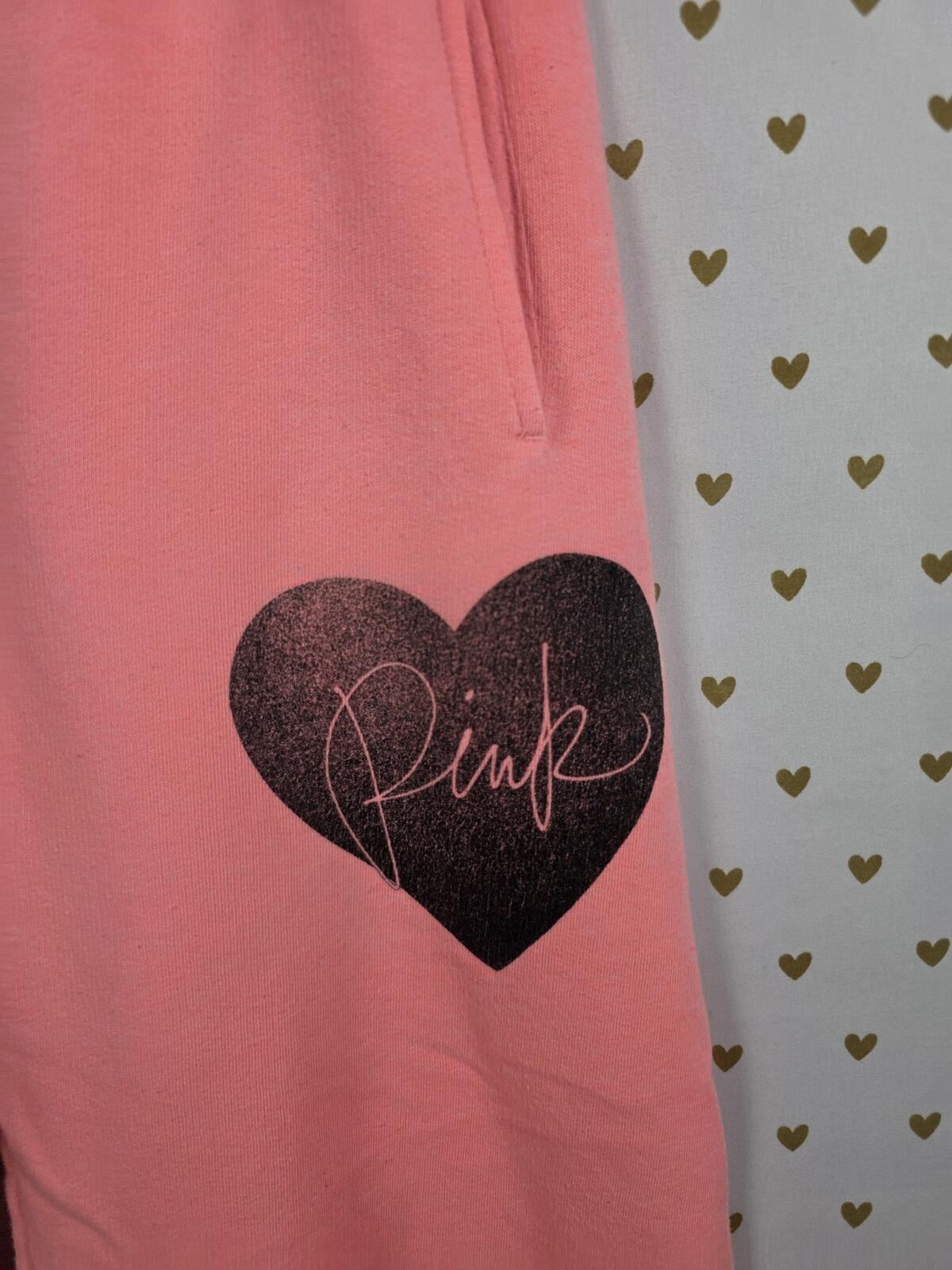 Victorias Secret PINK Vintage Heart CAPRI Cropped Joggers Sweats Sweatpants XS