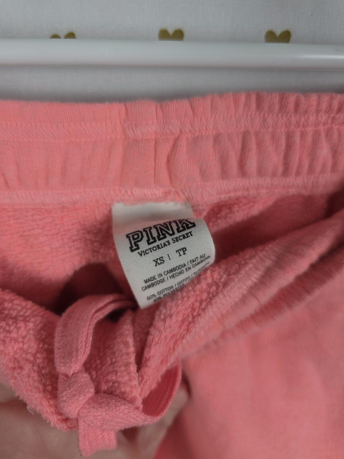 Victorias Secret PINK Vintage Heart CAPRI Cropped Joggers Sweats Sweatpants XS