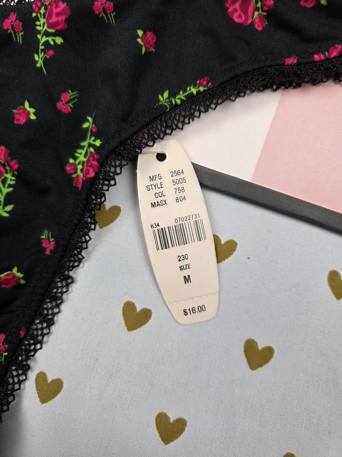 Victorias Secret NEW Sexy Little Things NWT Low Rise Thong Panties MEDIUM