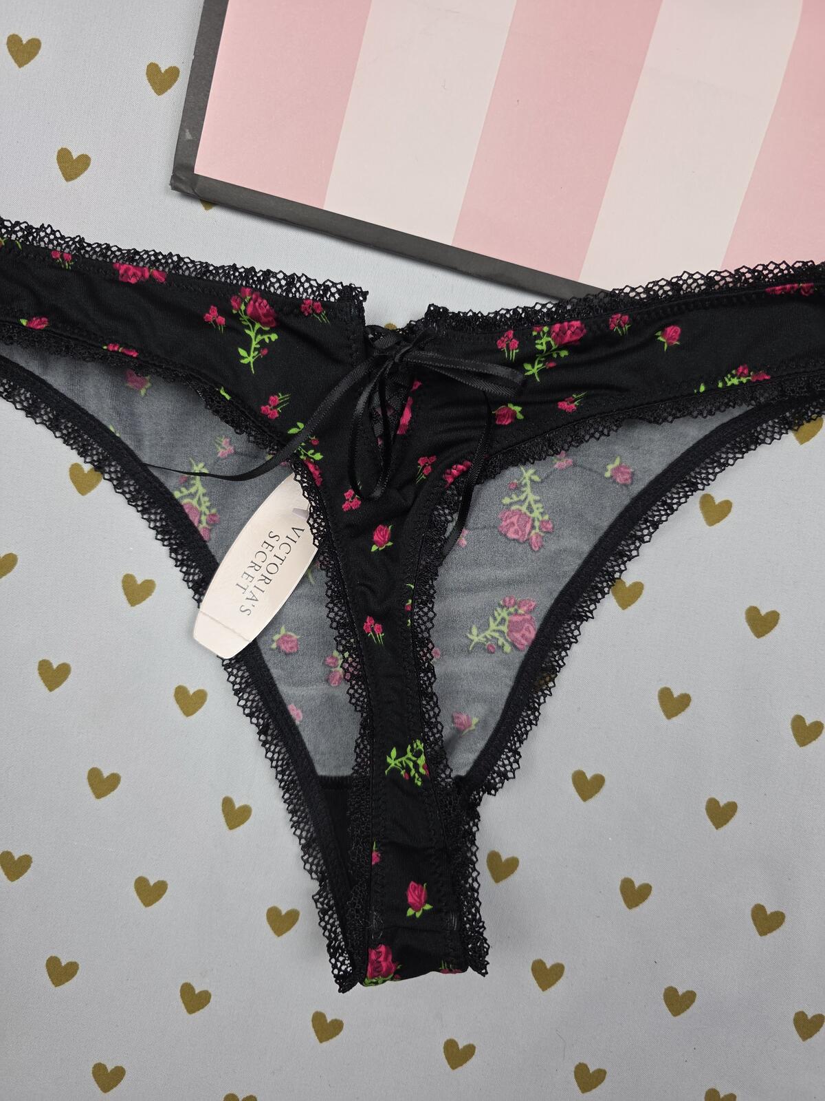 Victorias Secret NEW Sexy Little Things NWT Low Rise Thong Panties MEDIUM
