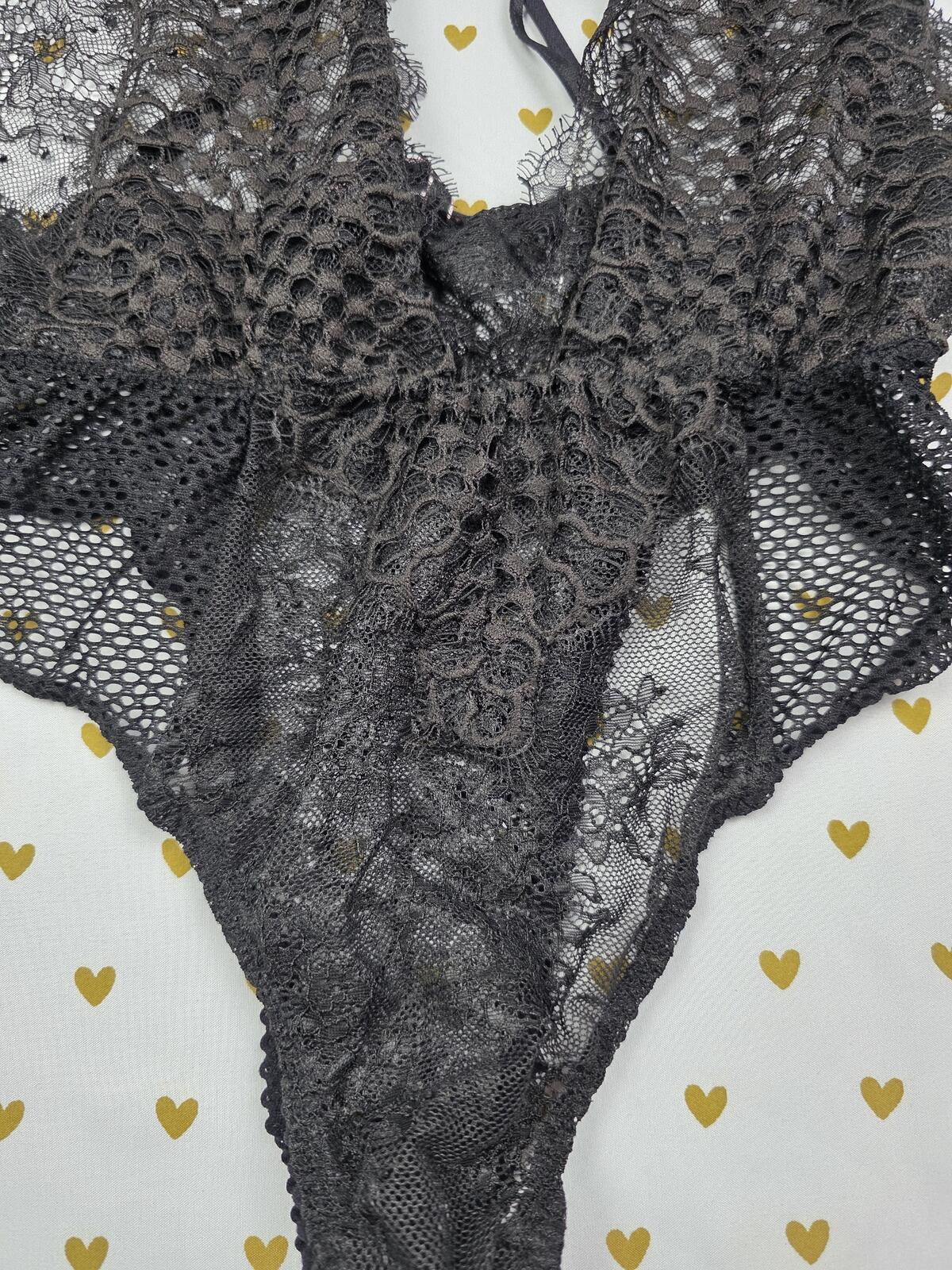 Victorias Secret Black Sheer Strappy Lace Bodysuit Teddy MEDIUM Cheeky Lingerie