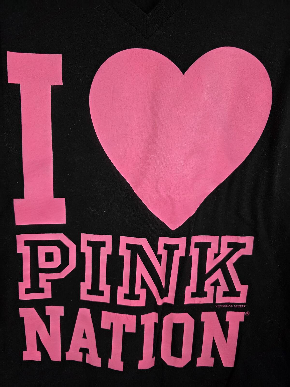 Victorias Secret PINK NATION Love Collectible tee shirt Black V neck LARGE