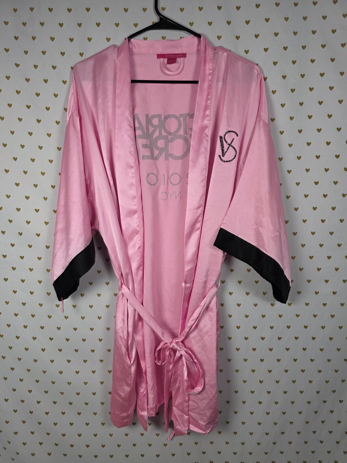 Victorias Secret RARE HTF Bling 2010 NYC New York Fashion Show Satin ROBE