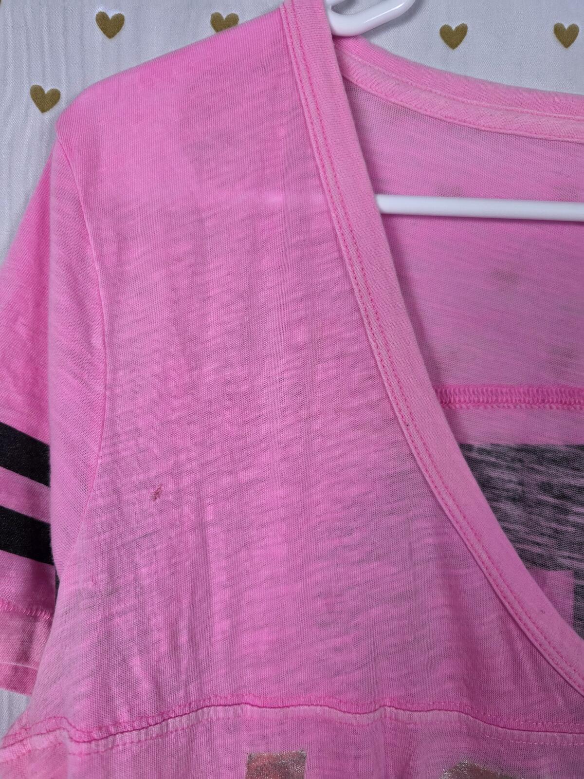 Victorias Secret PINK  LOVE Vintage V neck Tee Shirt MEDIUM Y2k