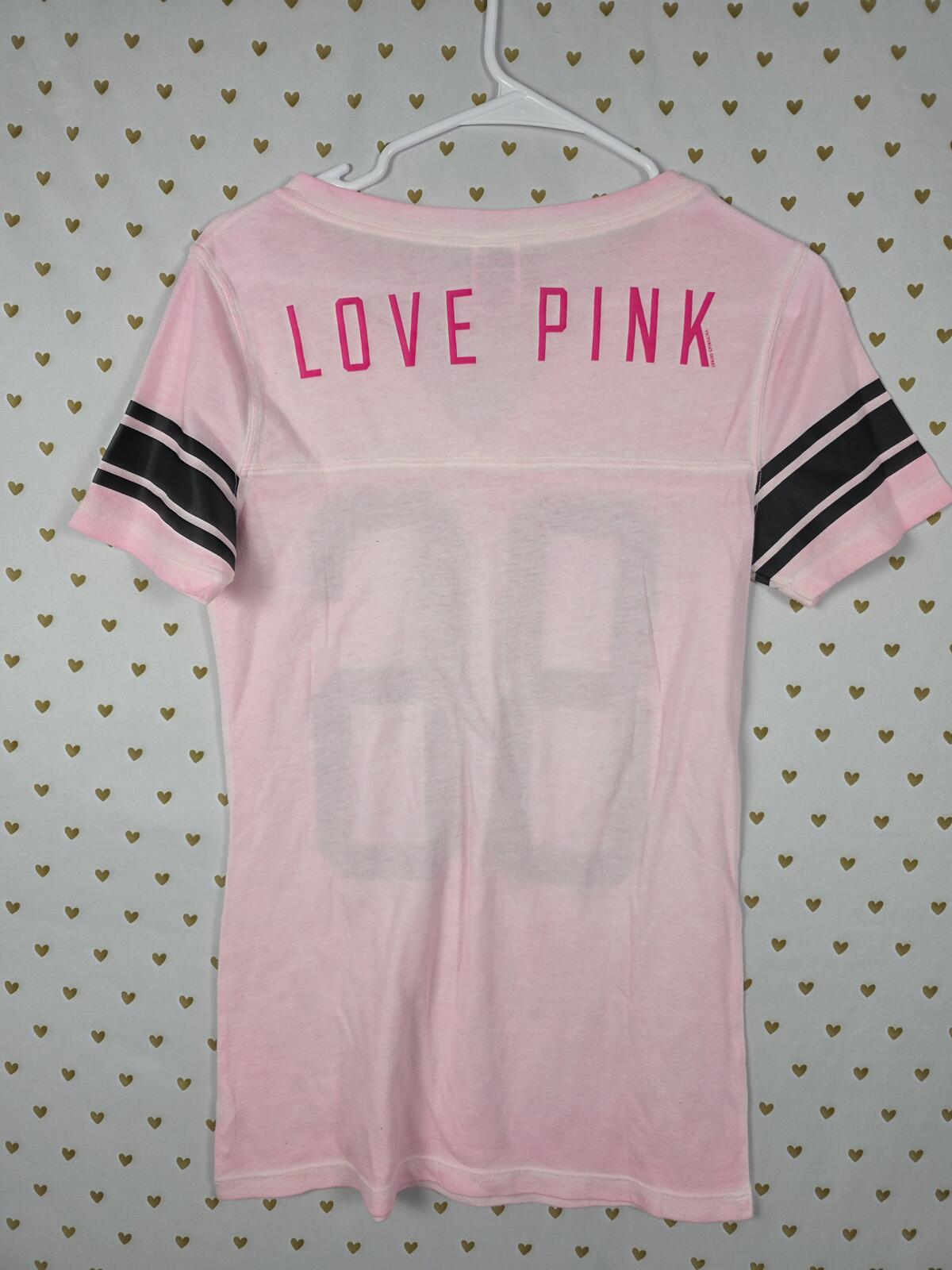 Victorias Secret PINK Vintage 86 V neck love Y2k Tee shirt SMALL