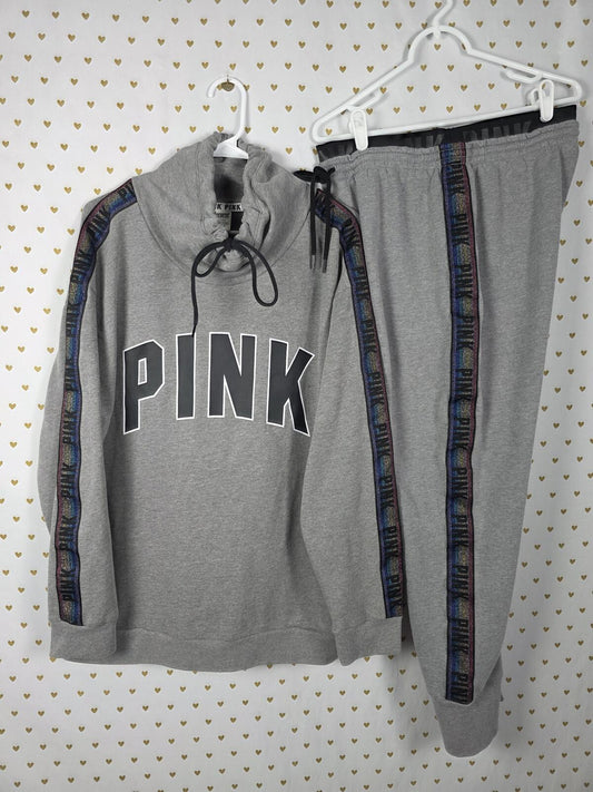 PINK Victoria's Secret Rainbow Logo Slouchy Jogger Set Gray Large