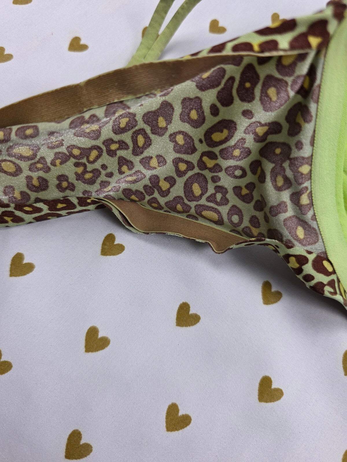 Victorias Secret Green Leopard Cheetah Vintage Bra Very Sexy Padded Demi 38C