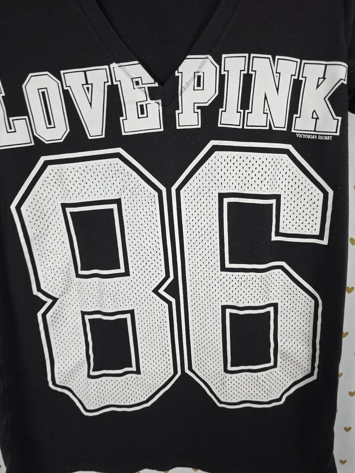 Victorias Secret PINK Vintage LOVE 86 V neck tee shirt black Large y2k