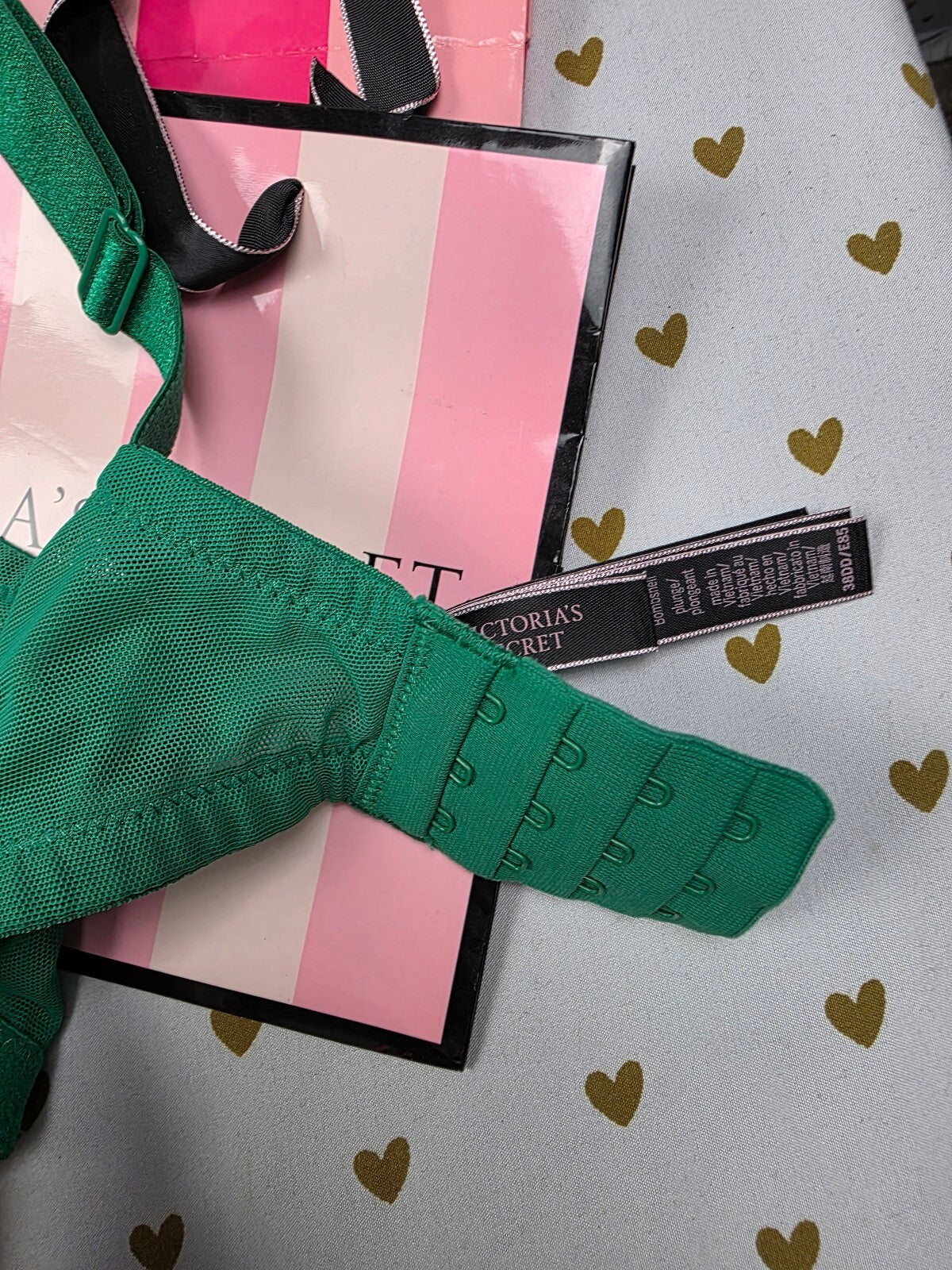 Victorias Secret Green Bombshell add 2 Sizes Bling Strap Bra Push Up 38DD Plunge