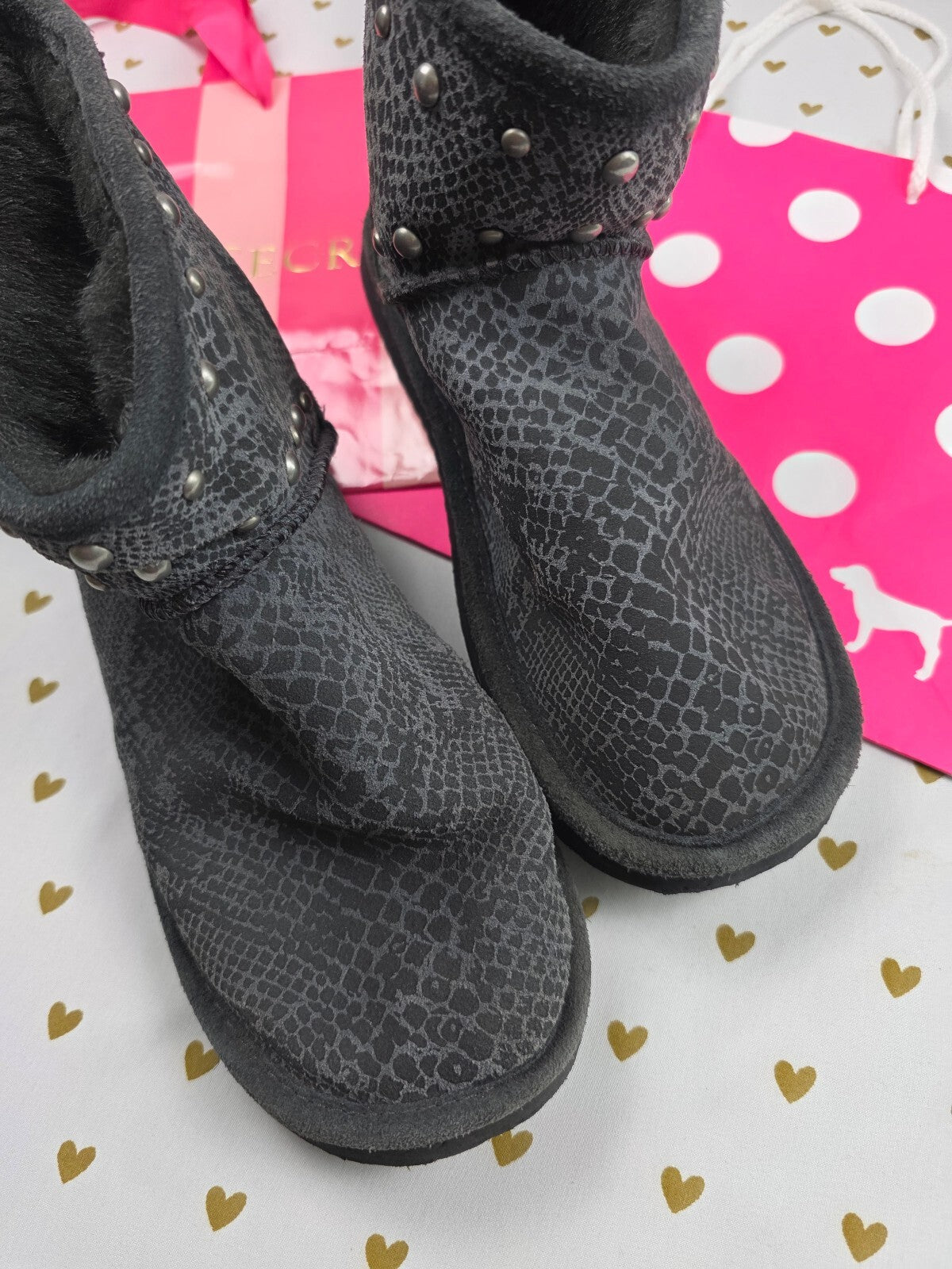 VS PINK Snakeskin Studded Faux Fur Mukluk Slipper Boots Black S 5 6 Rare