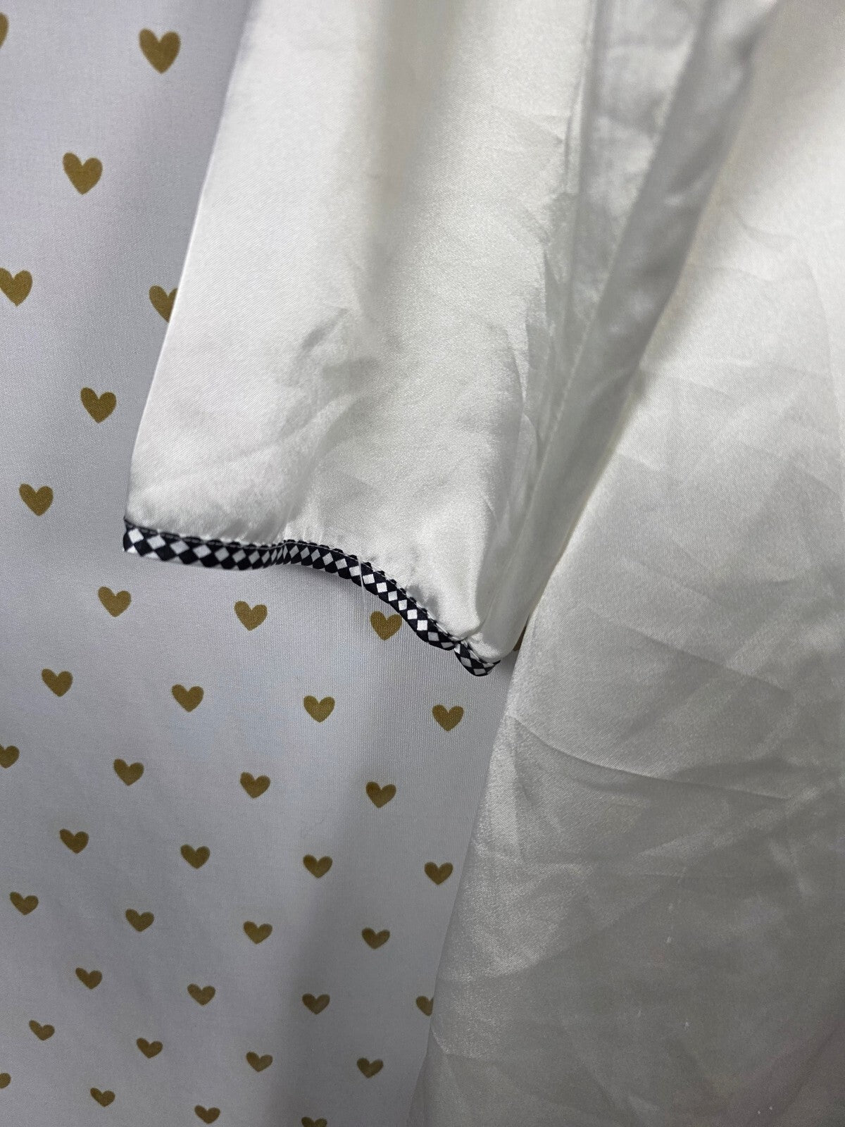Victorias Secret White vintage heart label nightgown Sleep Shirt Small