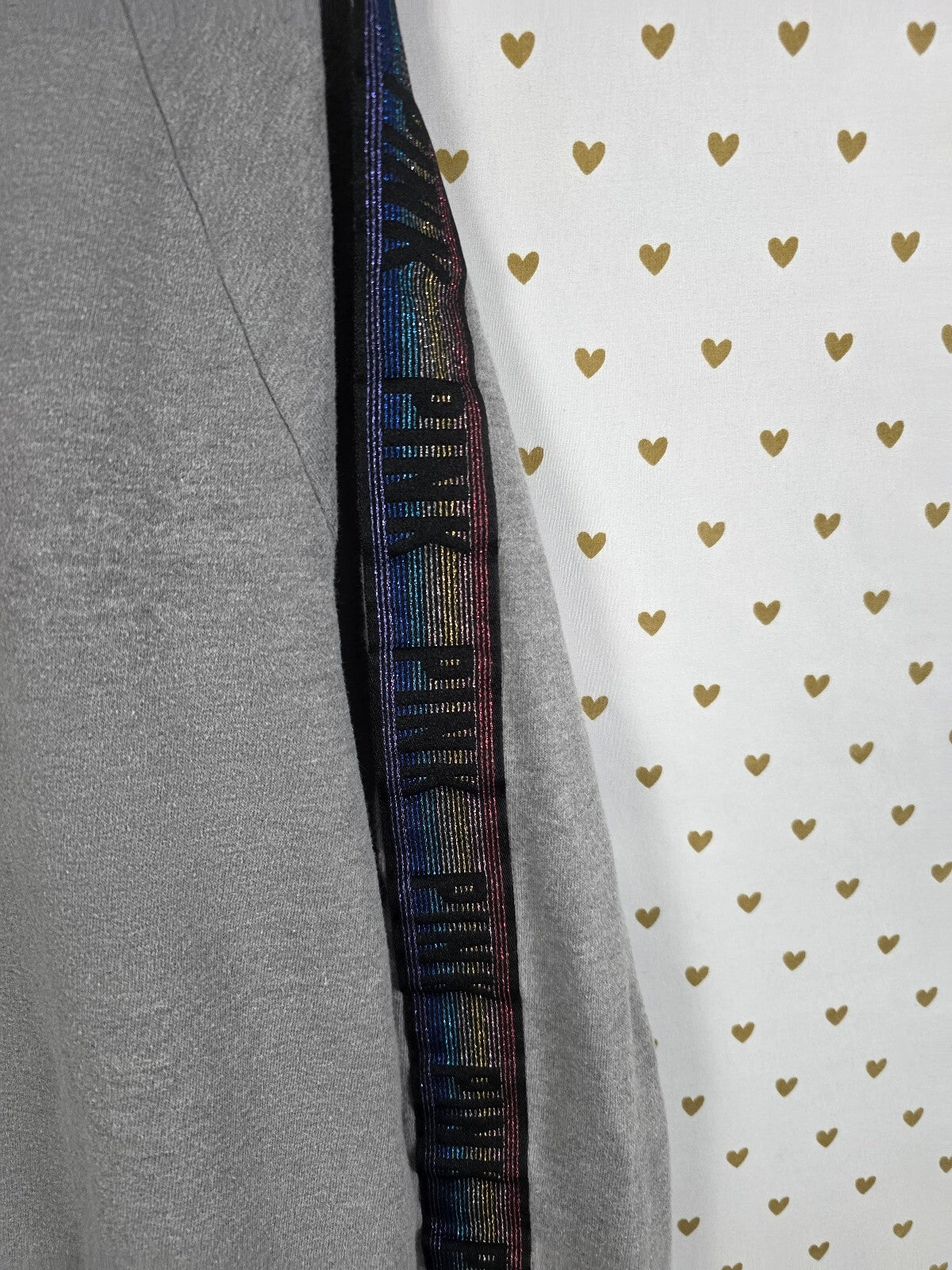 Victorias Secret Pink RAINBOW Crest Logo Sweater Crew Grey MEDIUM