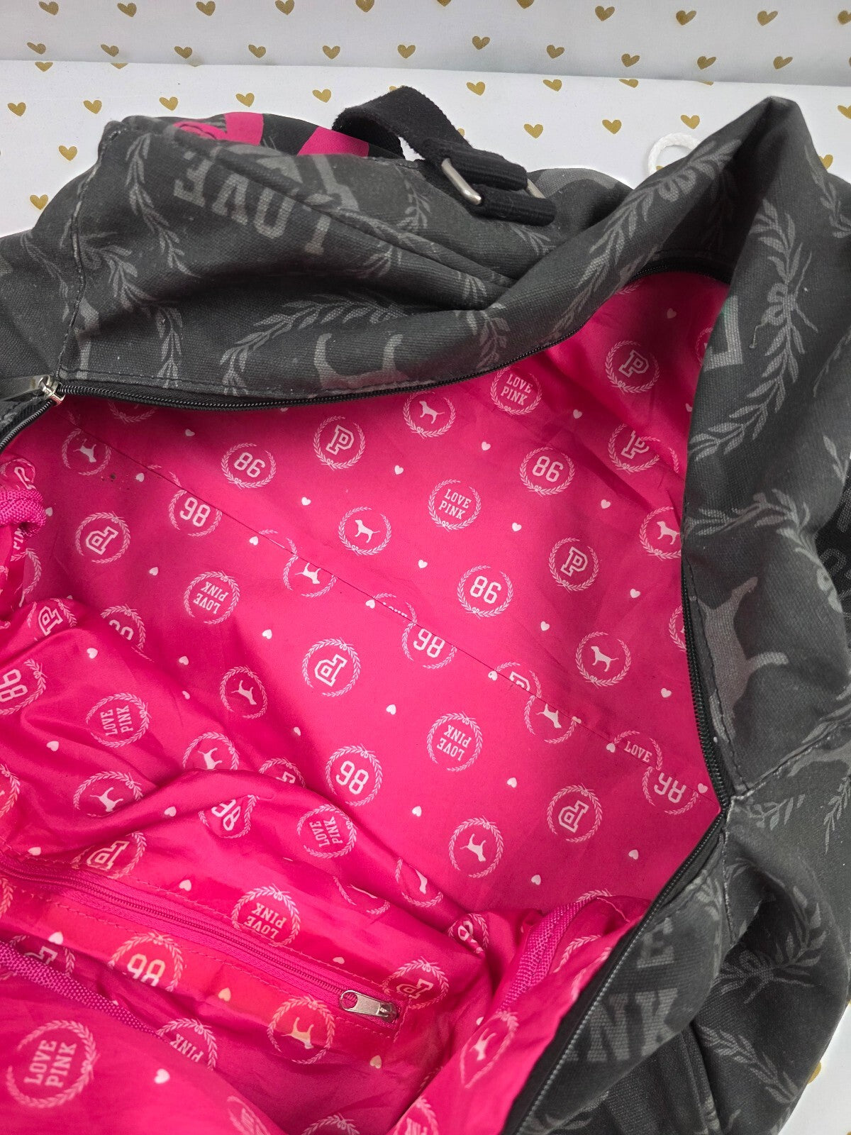 Vintage 2010 Victoria's Secret PINK LOVE PINK Duffle Cosmetic Bag Set Y2K