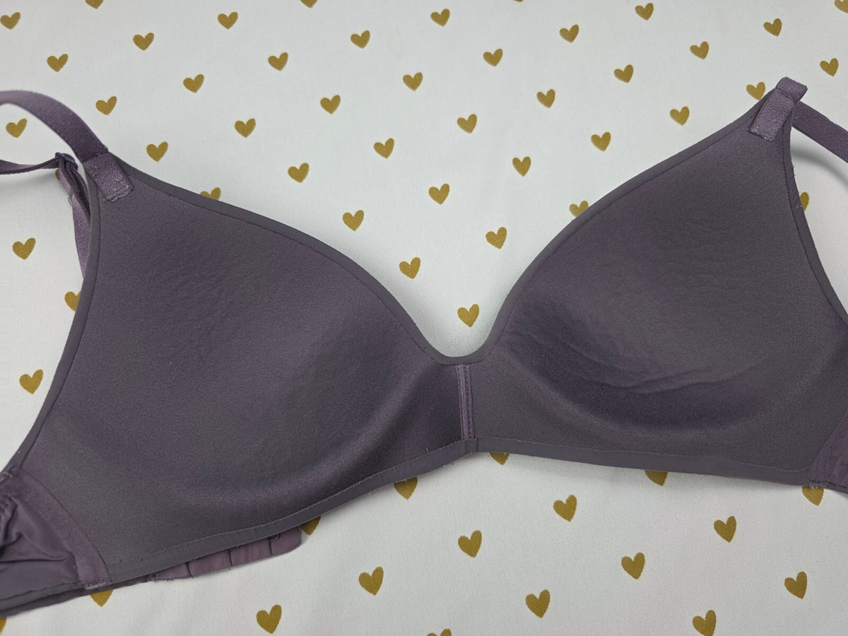 Victorias Secret Wireless No Wire Bra T Shirt Lightly Lined 32B