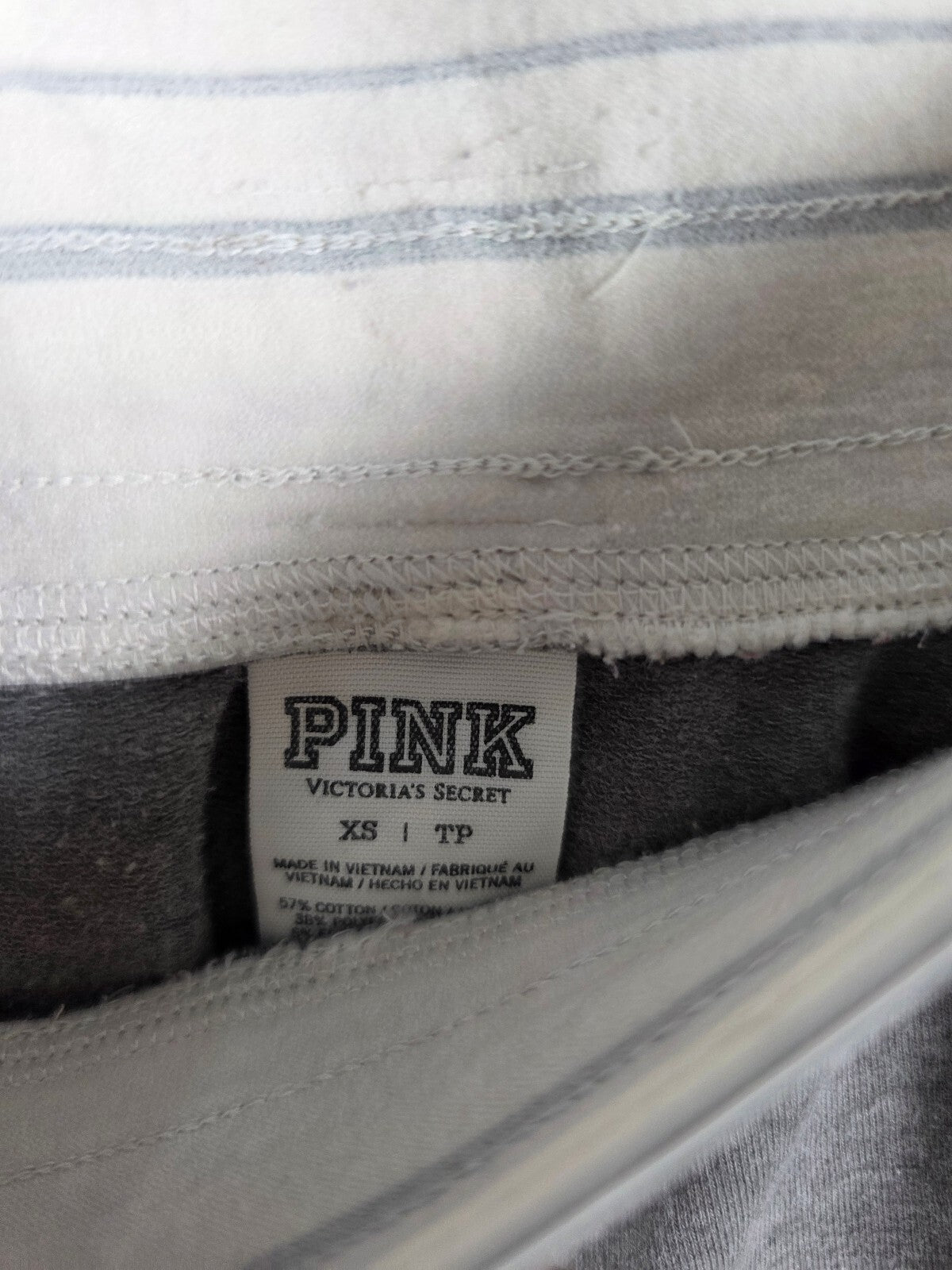 Victorias Secret PINK Bling sequined Logo Sweats Sweatpants Silver XS