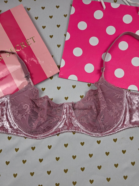 Victorias Secret  Dream Angels Velvet Push Up Bra without padding 34DD
