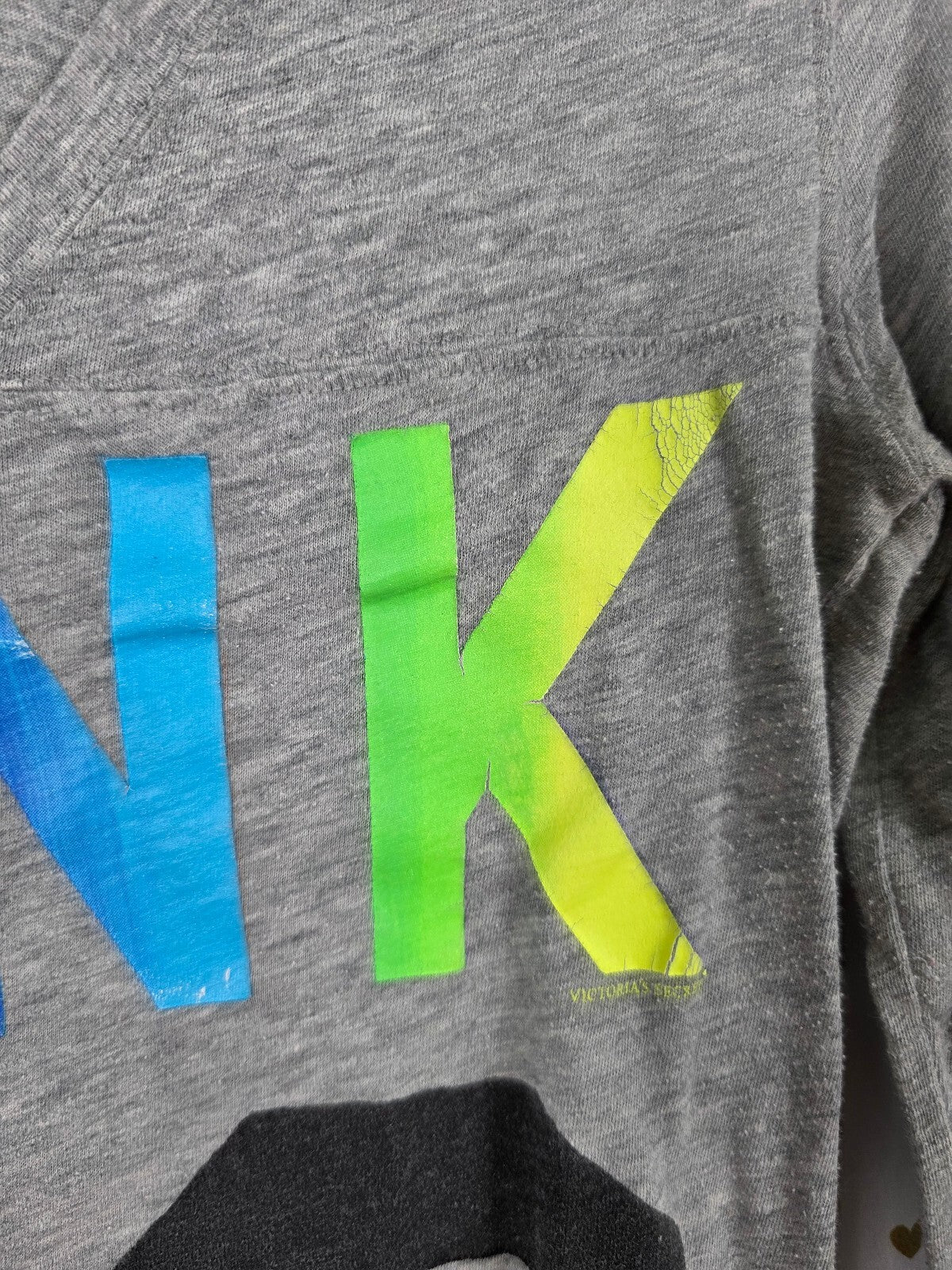 Victorias Secret PINK Vintage rainbow 86 Logo Long Sleeve V neck tee shirt SMALL